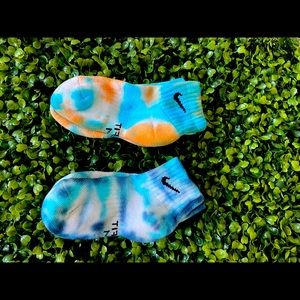 Nike Tye socks baby